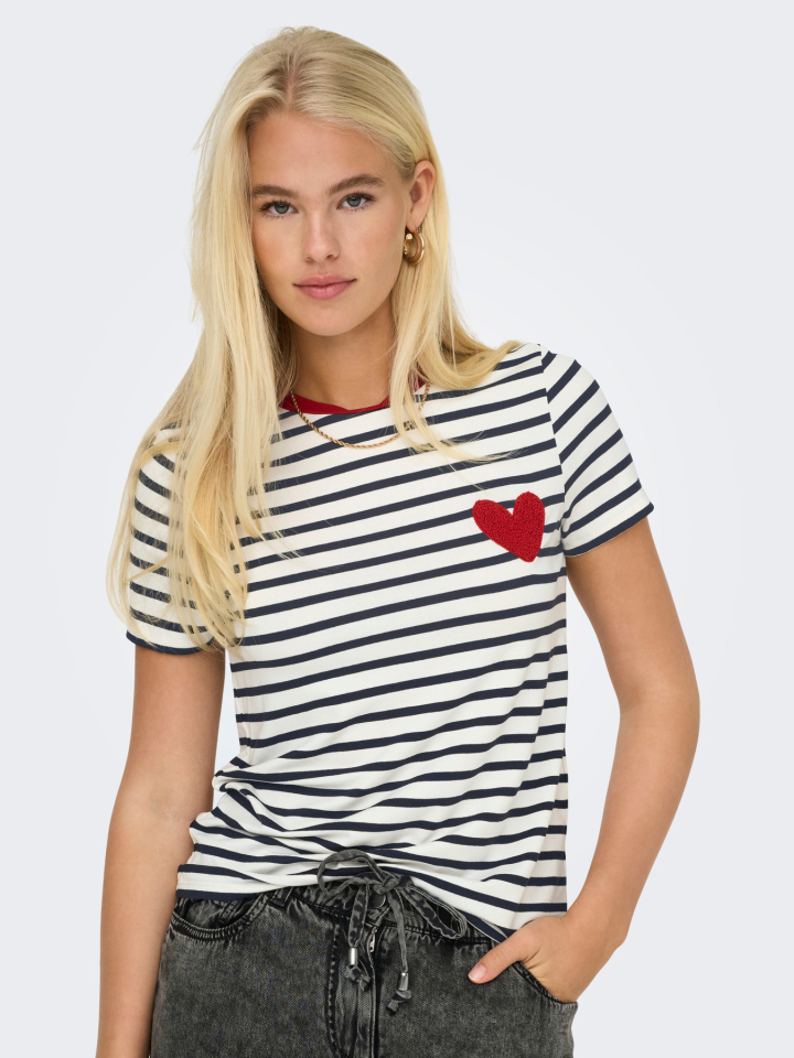 T-shirt HEART - ON15318959 - ONLY